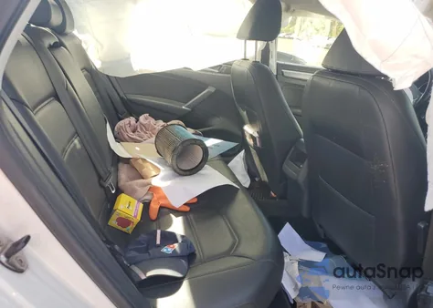 2016 Volkswagen Passat S из США, поврежденный, VIN 1VWAT7A33GC057957